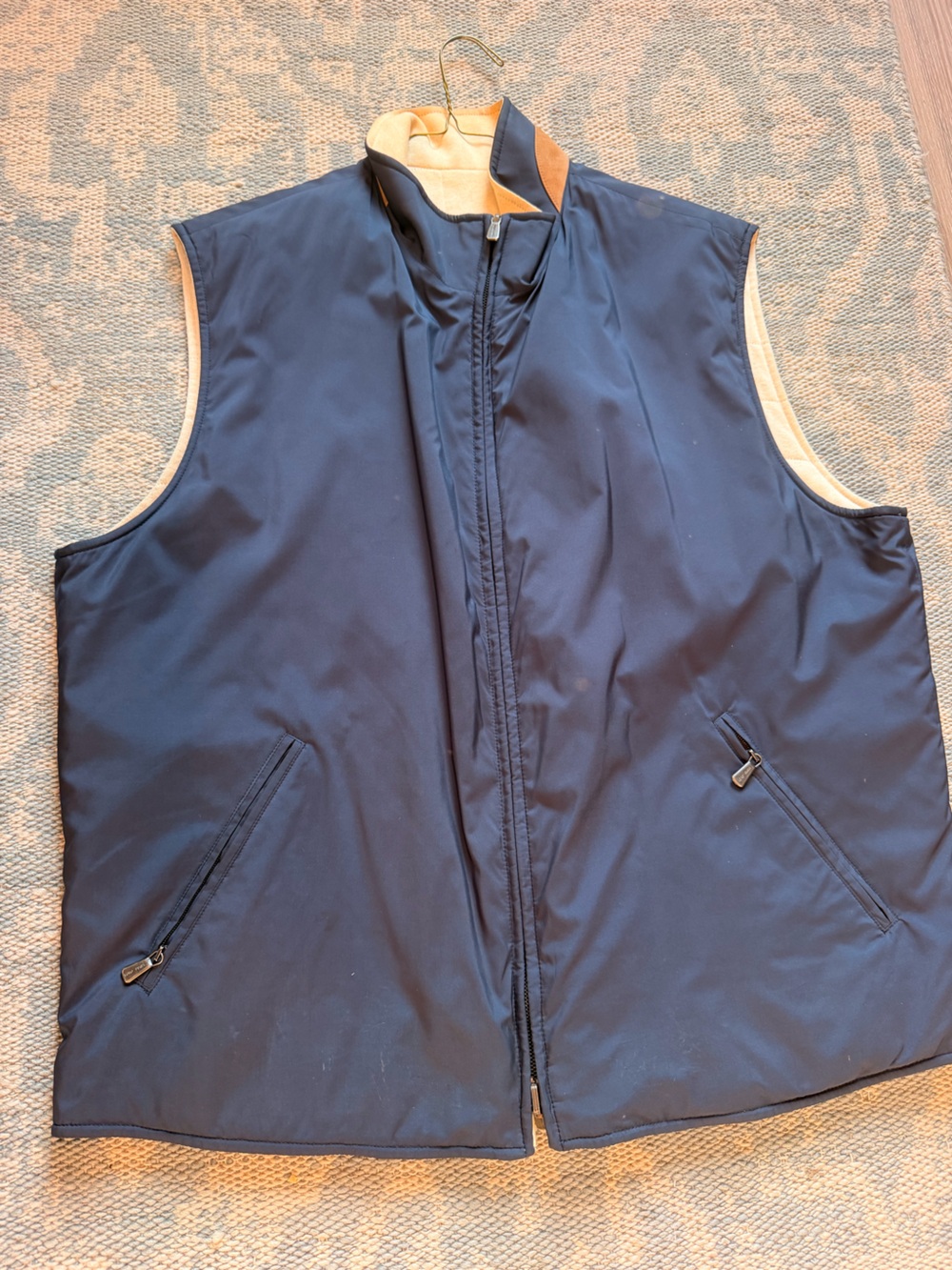 Loro Piana Men's Navy Blue Vest with Contrast Lining - like new. Large.